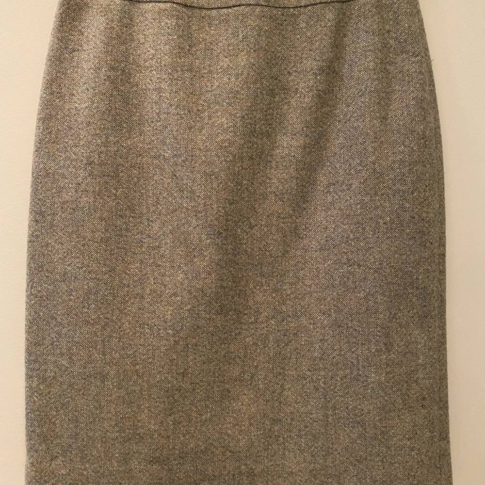 Brooks Brothers Olive Green skirt with zip back closure